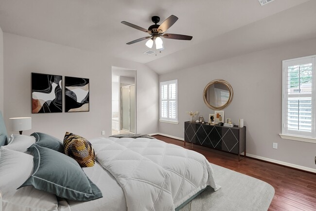 property at 122 Snug Harbor Dr