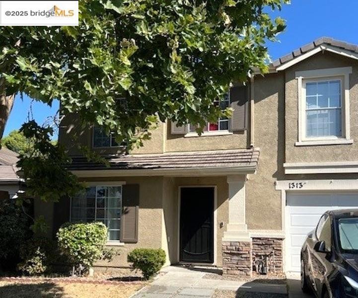 1313 Sienna Park Dr in Tracy, CA - Building Photo