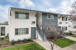 Azusa Hills in Azusa, CA - Building Photo