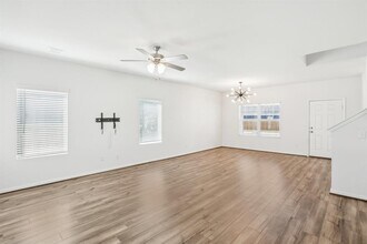 183 Shenandoah Dr in Kyle, TX - Building Photo - Building Photo