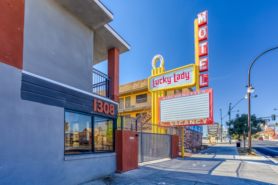 Lucky Lady Motel in Las Vegas, NV - Building Photo