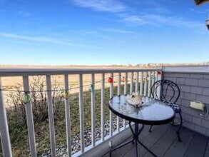 419 NH-286 in Seabrook, NH - Building Photo - Building Photo