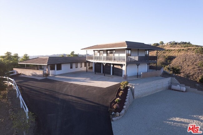 44310 Vía Barranca in Temecula, CA - Building Photo - Building Photo