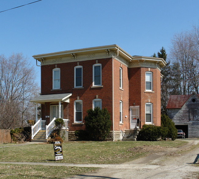 129 Forest St in Wellington, OH - Building Photo - Building Photo