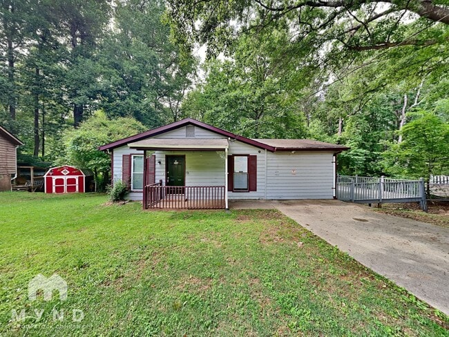 property at 294 Morris Dr SE
