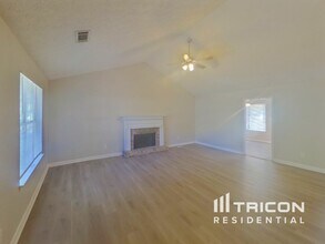 201 Ranch Ct in Locust Grove, GA - Foto de edificio - Building Photo