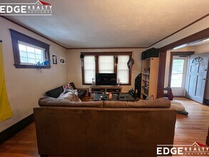 15 Oliva Rd, Unit 2 in Boston, MA - Building Photo - Building Photo