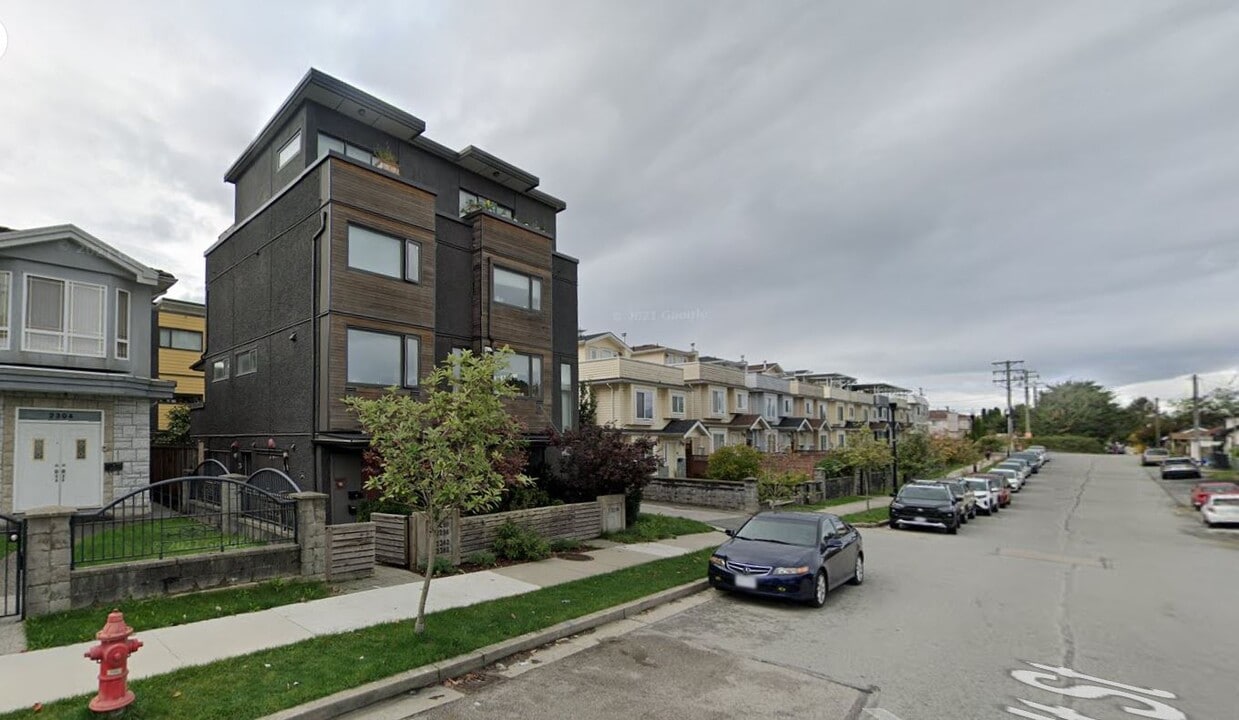 2298-2298 Galt St in Vancouver, BC - Building Photo