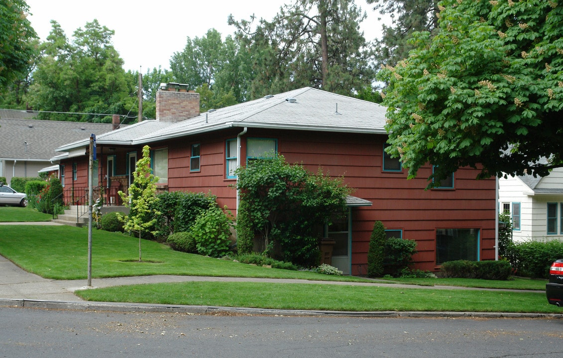 1103 W 10th Ave in Spokane, WA - Building Photo