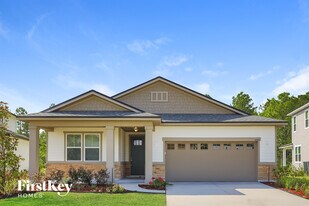 2103 Amberly Dr in Middleburg, FL - Building Photo