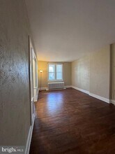 222 W Union St in Burlington, NJ - Foto de edificio - Building Photo