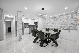 6279 Bay Club Dr in Fort Lauderdale, FL - Building Photo - Building Photo