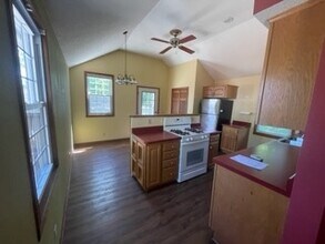 811 W Peck St in Whitewater, WI - Building Photo - Building Photo