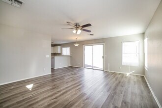 21940 W Casey Ln in Buckeye, AZ - Building Photo - Building Photo