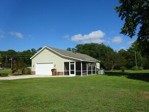 1107 Onslow Pines Rd in Jacksonville, NC - Building Photo - Building Photo