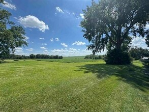 4705 Chadwick Rd, Unit Unit 3 in Cedar Falls, IA - Building Photo - Building Photo