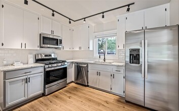 1309 Suffolk Dr in Austin, TX - Building Photo - Building Photo