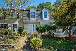 11521 Shell Flower Ln in Columbia, MD - Building Photo