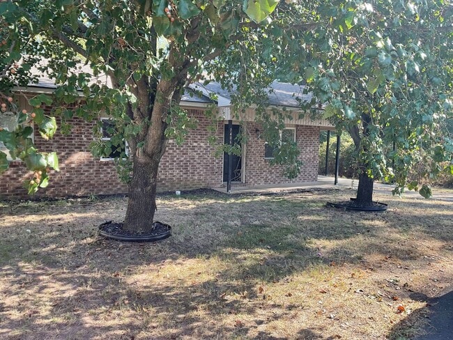 1406 13th Terrace in Barling, AR - Building Photo - Building Photo
