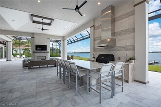 18354 Blue Eye Loop in Miromar Lakes, FL - Building Photo - Building Photo