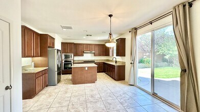 32637 Dorset Ct in Temecula, CA - Building Photo - Building Photo