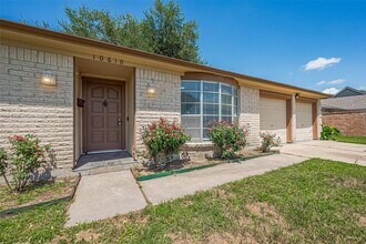 10610 Plainfield St in Houston, TX - Building Photo - Building Photo