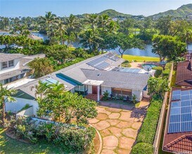 127 Kakahiaka St in Kailua, HI - Building Photo - Building Photo