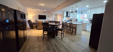 1733 Ophir Dr in Las Vegas, NV - Building Photo - Building Photo