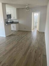 1439 S Bundy Dr in Los Angeles, CA - Building Photo - Building Photo
