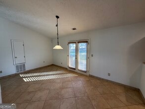 3573 Clearview Dr in Rex, GA - Building Photo - Building Photo