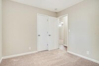 2846 Cocklebur Rd photo'