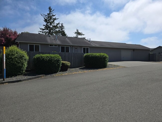 property at 1721 Hideaway Ct