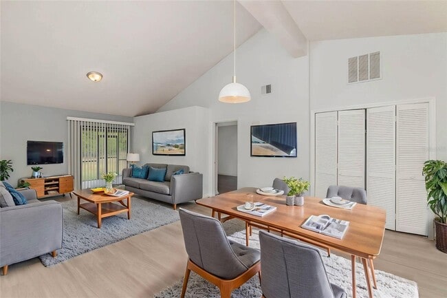 374 Cocoa Ct in Kissimmee, FL - Building Photo - Building Photo