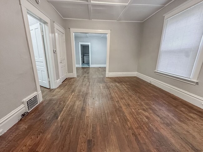 41 Caledonia St NE in Grand Rapids, MI - Building Photo - Building Photo