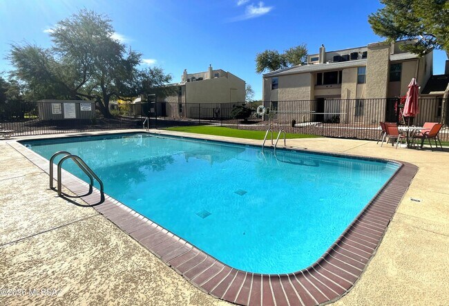 property at 3750 N Country Club Rd