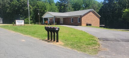 216 Legion Dr, Unit A in Stanley, NC - Building Photo - Building Photo