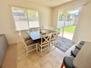 60 Anamuli St in Kahului, HI - Foto de edificio - Building Photo