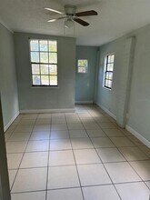 525 Sunset Dr in Orlando, FL - Building Photo - Building Photo