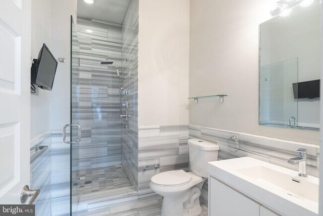 901 N Front St in Philadelphia, PA - Building Photo - Building Photo