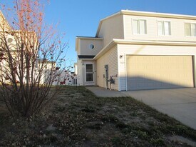 3463 Applegate Dr in Casper, WY - Building Photo