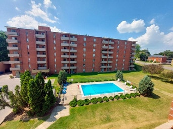 Regency Court Apartments - Speedvale