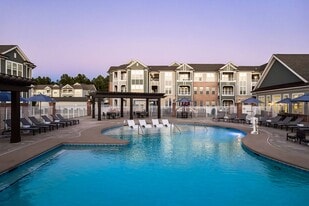 Marquis Ellis Crossing in Durham, NC - Building Photo