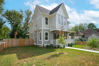 1611 Century St in Nashville, TN - Building Photo - Building Photo