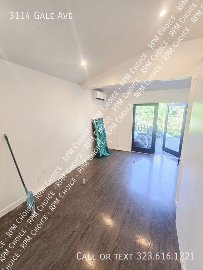 3114 Gale Ave in Long Beach, CA - Building Photo - Building Photo