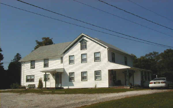 334 Oak Ridge Rd in Oak Ridge, NJ - Building Photo