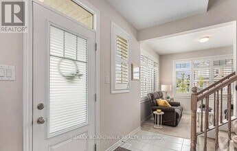 741 Derreen Ave in Ottawa, ON - Building Photo - Building Photo