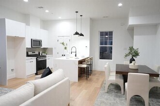 629 N Tyler St in Dallas, TX - Building Photo - Building Photo
