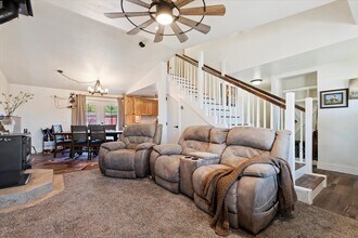 15916 Hill Top Cir in Wilder, ID - Building Photo - Building Photo