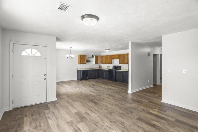 1616 Colleton Ave SE photo'