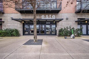 2235 E 6th St, Unit 419 in Austin, TX - Building Photo